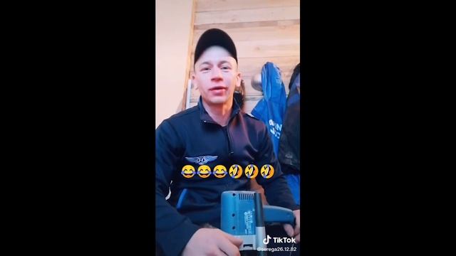 Подборка TikTok (Тик Ток) | Лучшее за 2020. Иностранец ВПЕРВЫЕ пьёт КИСЕЛЬ !!! tiktok смотреть онлайн