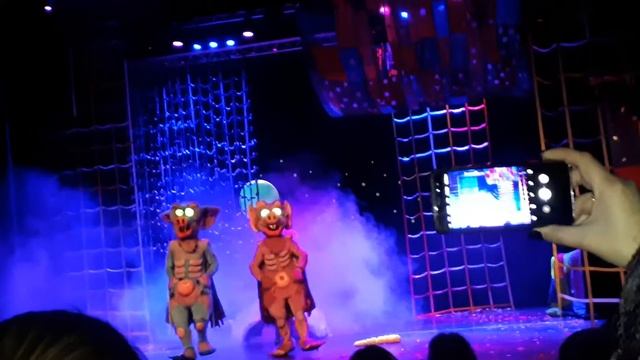 Театр чудаки фрагмент из сказки ВОЛШЕБНАЯ ёлка 5 в Йыхви