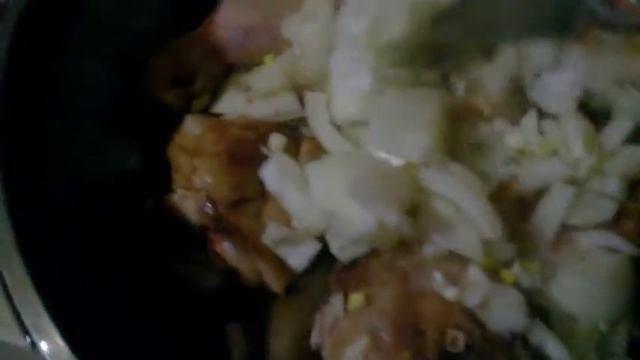 Курица тушеная с луком (Tavuk yahnisi)Турецкое блюдо. Жарим жарим кур Рецепт смотреть онлайн
