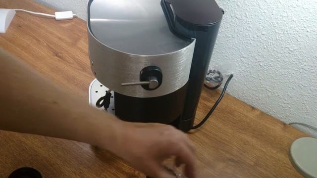 Кофеварка Laretti LR7902 (ларетти) смотреть онлайн