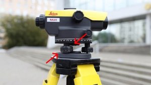 Как пользоваться оптическим нивелиром и рейкой #геодезист #геодезия #leicageosystems #нивелир