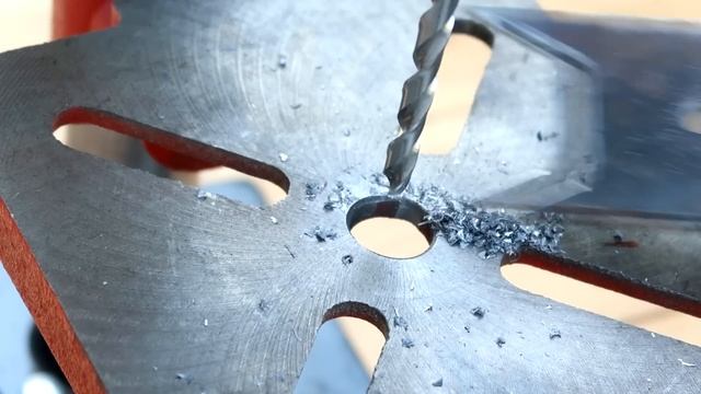 ГЕНИАЛЬНАЯ ИДЕЯ ИЗ БОЛТА И ГАЙКИ! смотреть онлайн