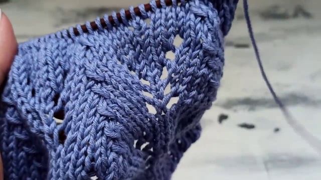 Шикарный ажурный узор спицами для летних кофточек, джемперочков и маечек смотреть онлайн