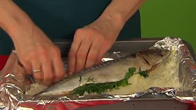 Что Есть. Рыба, запеченная в соли смотреть онлайн