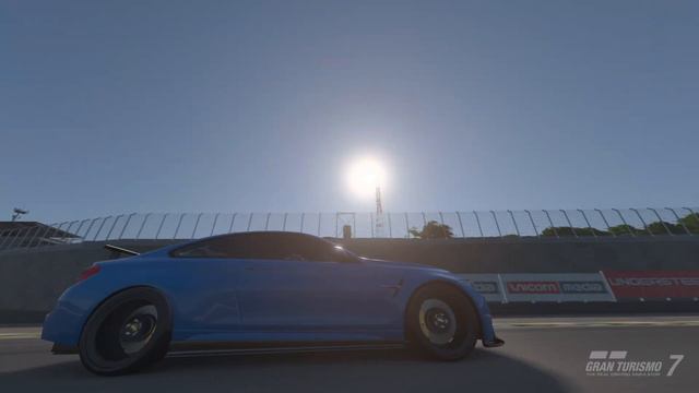 Gran Turismo 7 BMW M4 '14 смотреть онлайн