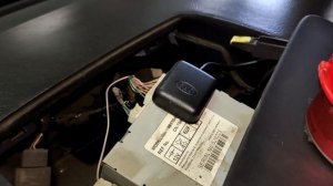 Toyota Avensis 2008. Установка магнитолы и камеры заднего вида.