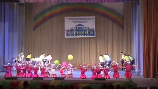 Недетское время. Ансамбль "Изюминка" г.Воронеж смотреть онлайн