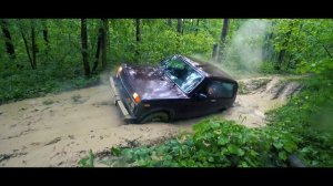 Что может стандартная Нива без тюнинга.