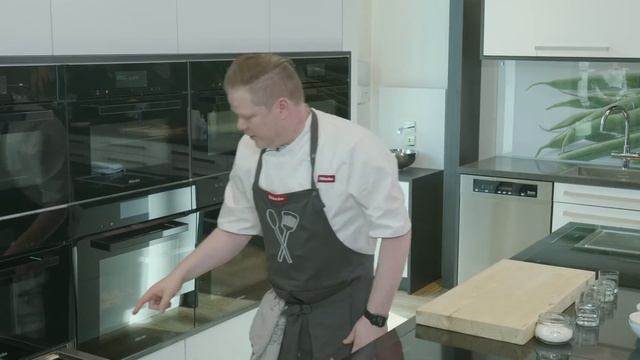 Miele vakuumskuff og Sousvide tilberedning av bérnaisesaus i kombidamp – produktopplæring смотреть онлайн