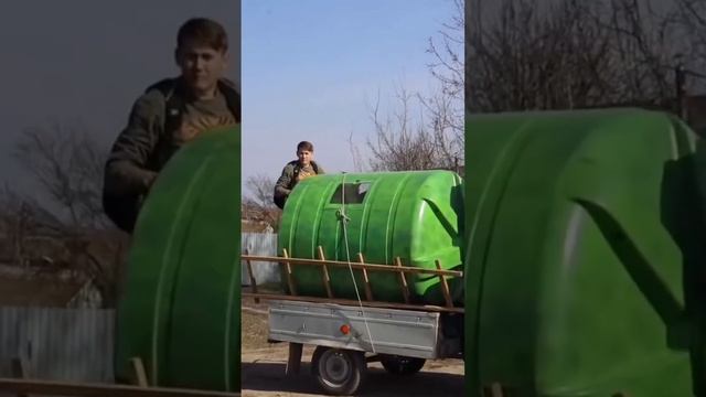 БУДИНОК З БОЧКИ? смотреть онлайн