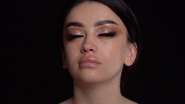 РУКОВОДСТВО ПО НЕВЕРОЯТНО КРАСИВОМУ МАКИЯЖУ I A GUIDE TO INCREDIBLE BEAUTIFUL MAKEUP.... смотреть онлайн