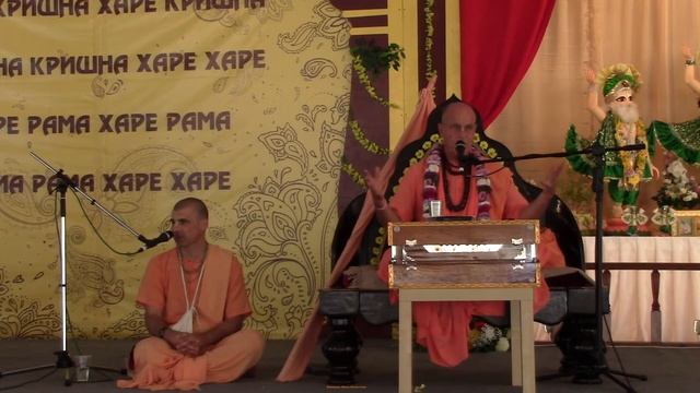 Е.С. Индрадьюмна махарадж, лекция и посвящения учеников, 10 сентября 2014 года смотреть онлайн