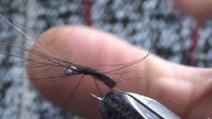 Мушки для хариуса. Медведка.