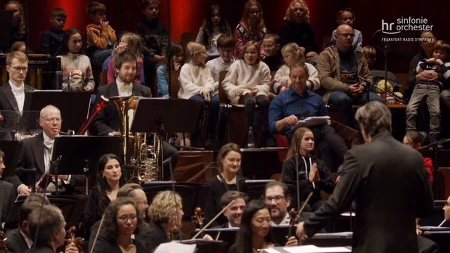 Christmas all over the World ⋅ hr-Sinfonieorchester ⋅ Michał Nesterowicz ⋅ Tobi Kämmerer смотреть онлайн