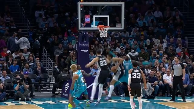Game Recap: Hornets 123, Spurs 117 смотреть онлайн