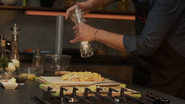 Рыбный пирог (Рецепт от "Gefest TV") смотреть онлайн