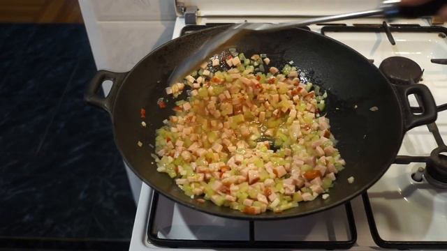 Сельдерей с ветчиной и жареным рисом - пошаговый рецепт смотреть онлайн