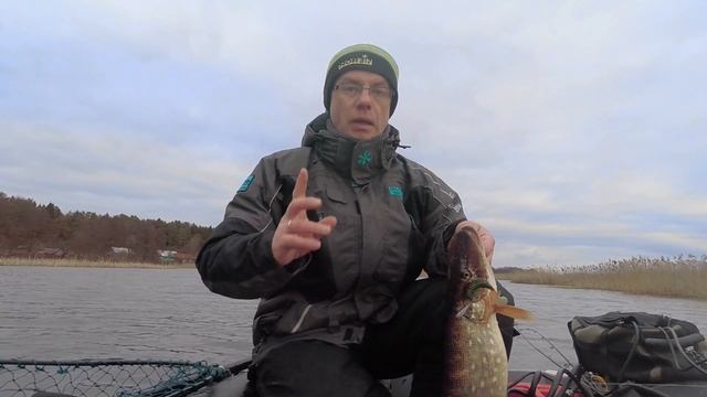 Активный клев щуки. Ловля перед нерестом смотреть онлайн