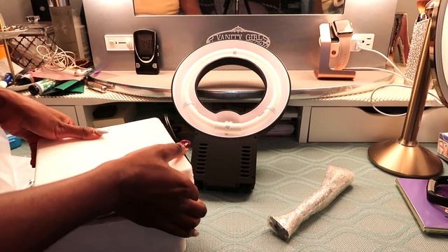 Impressions Vanity Desktop Ring Light Unboxing смотреть онлайн