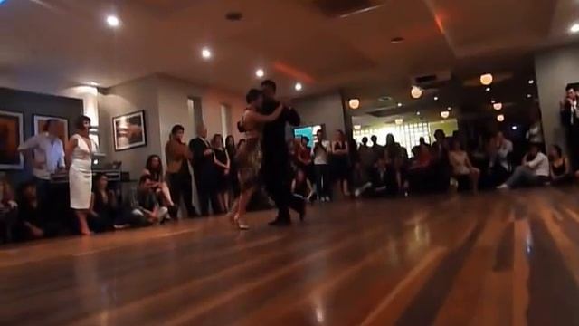 VI Dançata Master Tango - 20nov2011 - Sebastian Arce e Mariana Montes 2-5 смотреть онлайн