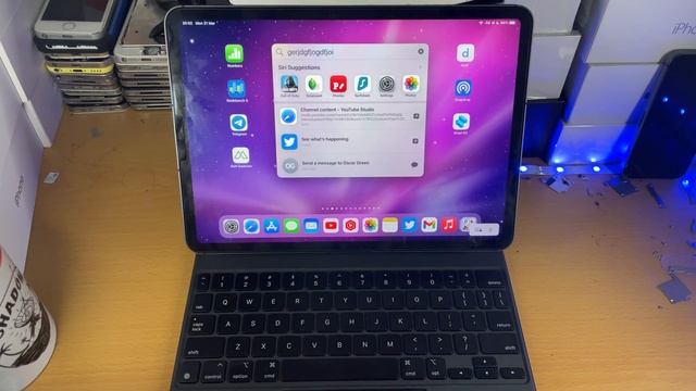How To Copy and Paste on ANY iPad Pro Keyboard | Full Tutorial смотреть онлайн