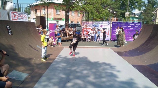 Брейкинг соло (7-9 лет) - Батл 3 - "Open Breaking Festival 2023" смотреть онлайн