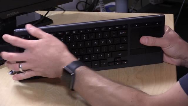 Logitech K830 Backlit Wireless Keyboard And Trackpad Review - Living Room / HTPC / Bluetooth