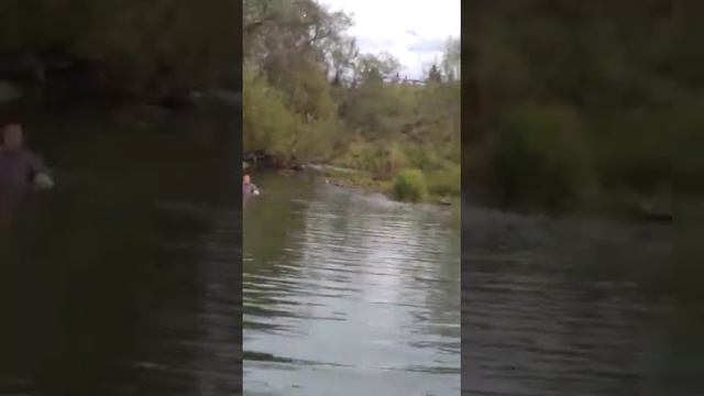 Мама с братом купаются в сентябре смотреть онлайн