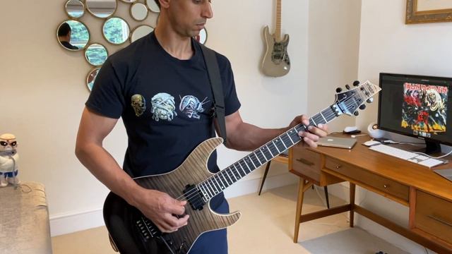 22 Acacia Avenue (Iron Maiden) - Cover /Play Along by Jon S - Schecter C1 SLS + Spark Amp смотреть онлайн