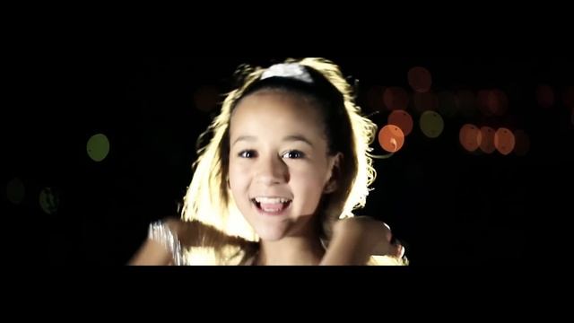Лия Шамсина Хит лета "Зажигай ночь!" смотреть онлайн