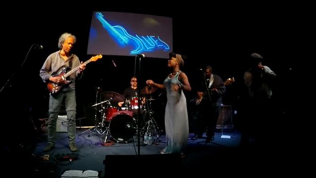Kat Riggins and Blues Revival ft. Erwin Java - Red House - HD Live - Blue Bamboo - 2019 смотреть онлайн