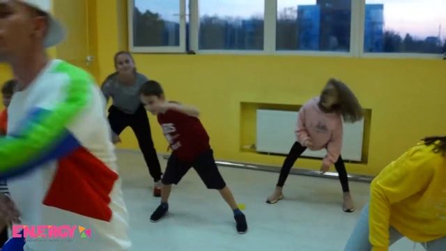 ДЕТСКИЙ ХИП-ХОП у Евгения Черкасова (8-12 лет) смотреть онлайн