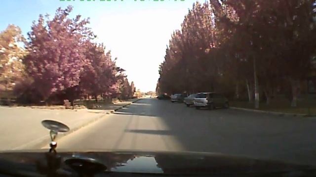 Eplutus DVR-127 .AVI смотреть онлайн