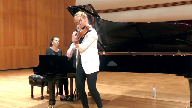 Paganini: “La campanella,” from Concerto No. 2 in B minor, Op. 7 (arr. William Primrose) смотреть онлайн