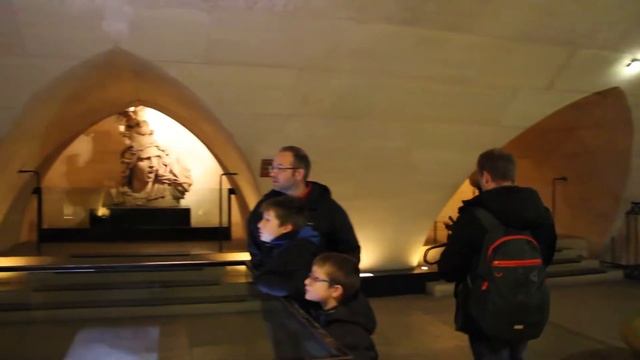 Триумфальная Арка, Париж смотреть онлайн