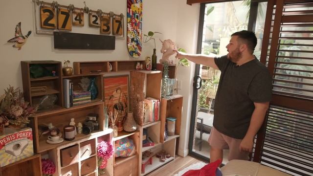 Open Door: House Tour With Christian Hull | Christian Hull смотреть онлайн