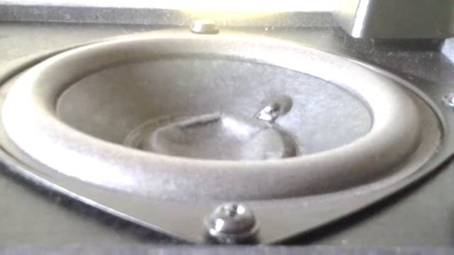 Logitech Z313 EXTREME BASS TEST!! смотреть онлайн