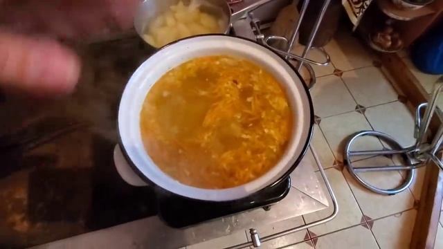 Самвел пропал ! Затопили печку и приготовили вкусный суп