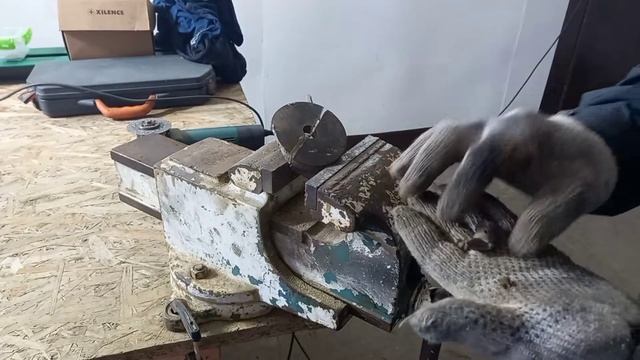 Пилю гильзы для сдачи на металл (21/02/2022) смотреть онлайн