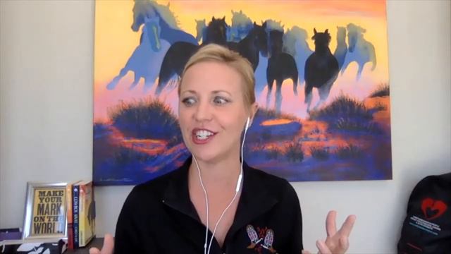 Episode 10: On Starting a Freelance Writing Career, Grit & Arabian Horses with Hope Ellis-Ashburn смотреть онлайн