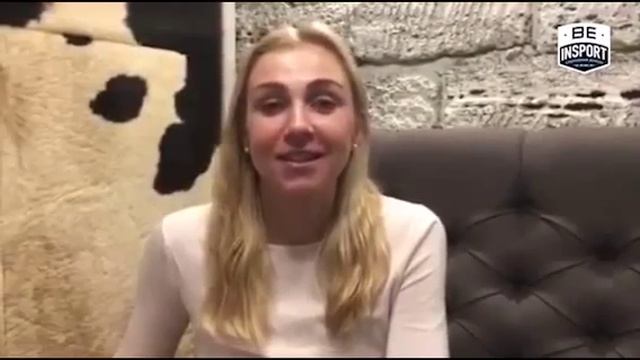 Надежда Киченок не отстаёт от сестры и желает всем в следующем году ещё больше побед! смотреть онлайн