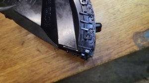 Замена клипсы дефлектора обдува Прадо150