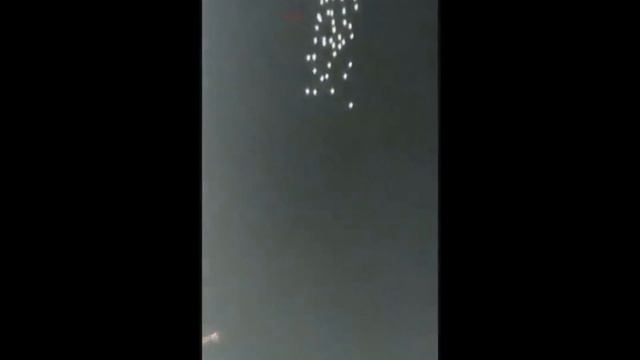 В Мекке прервали Таваф, а птицы продолжили Таваф смотреть онлайн