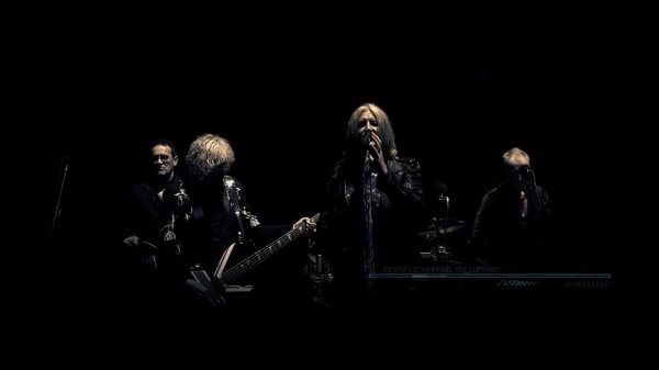 Def Leppard - Man Enough