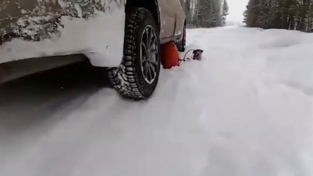 Надувной (воздушный) автомобильный домкрат смотреть онлайн
