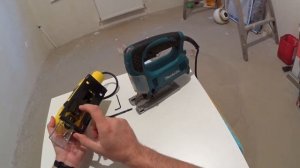 Как выбрать электролобзик. На что обратить внимание