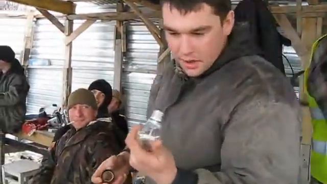 как правильно засовывать лампочку в рот смотреть онлайн