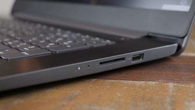 Lenovo V17 G4 Laptop Review (2023) - i3 1315u смотреть онлайн