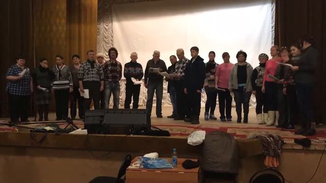 Шапка по кругу смотреть онлайн