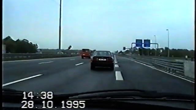 Audi 100 C4 Driving 1995!!! Original Footage смотреть онлайн